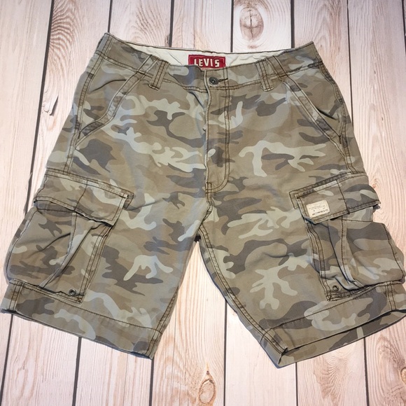 levi's mens camo cargo shorts